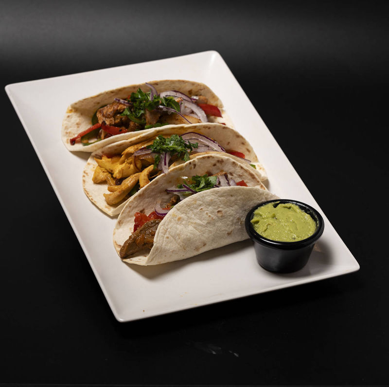 Nachos y tacos en Il Fornetto La Pineda